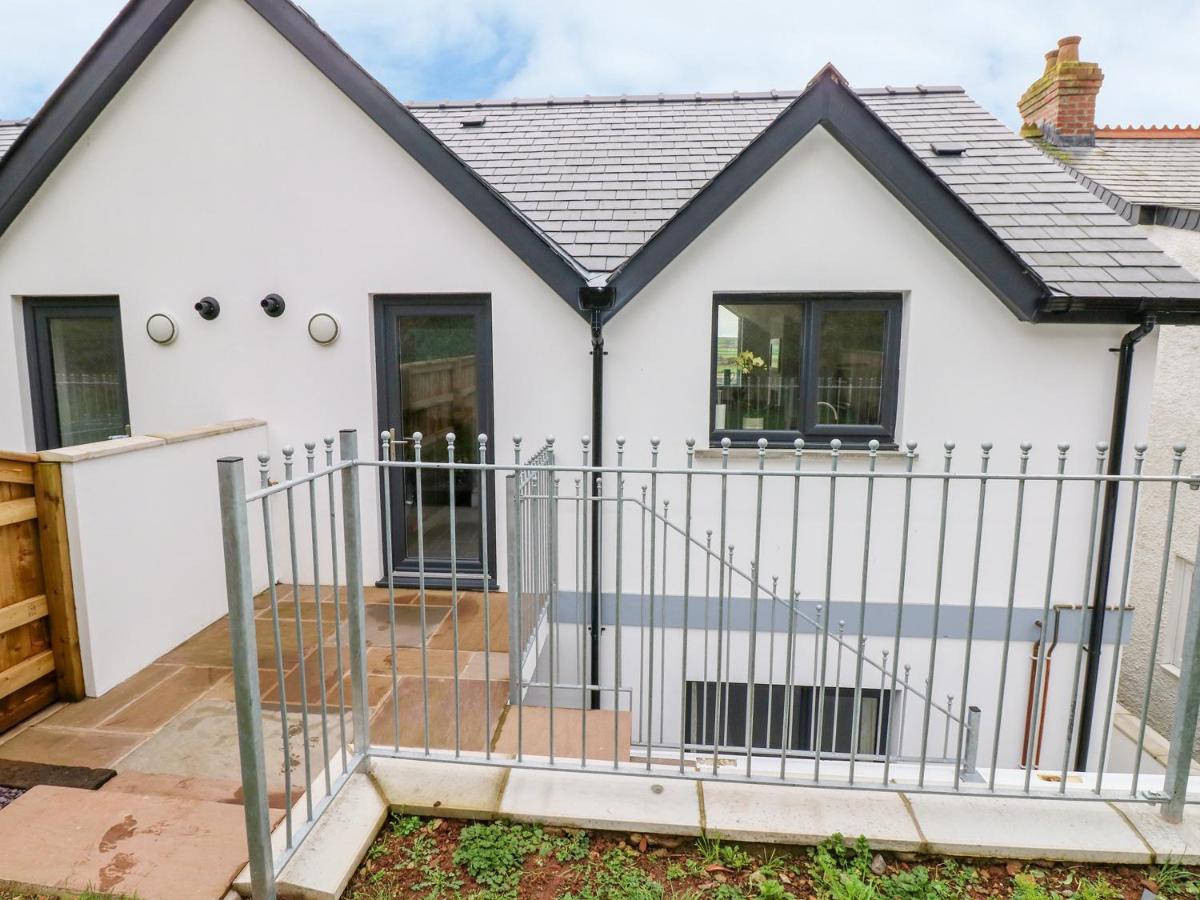 Mor Awelon Villa Goodwick Exterior photo